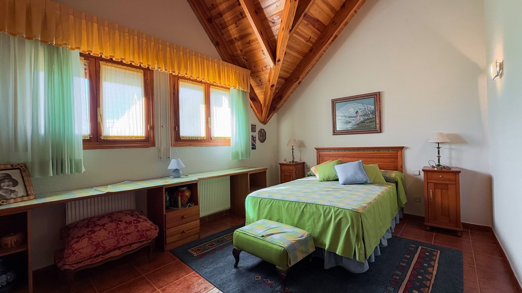 Villa a Navacerrada, Madrid, Spagna 4 camere da letto, 250 mq. N° 107810
