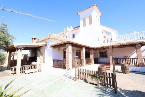 Продажа виллы в Аликанте, Испания 4 спальни, 335м2 №117745 - фото 7