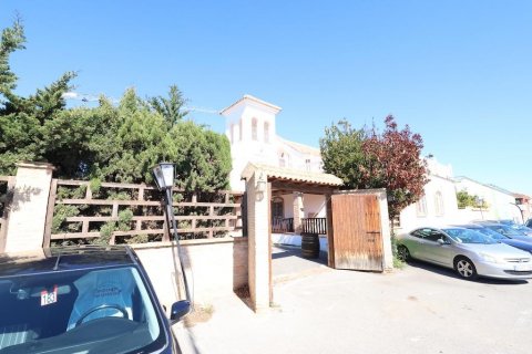 Продажа виллы в Аликанте, Испания 4 спальни, 335м2 №117745 - фото 1