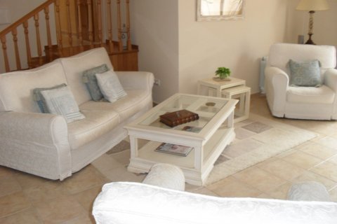 Villa for sale Jalon, Alicante, Spain 3 bedrooms, 253 sq.m. No. 117746 - photo 3