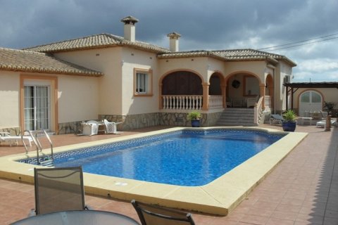 Villa for sale Jalon, Alicante, Spain 3 bedrooms, 253 sq.m. No. 117746 - photo 1