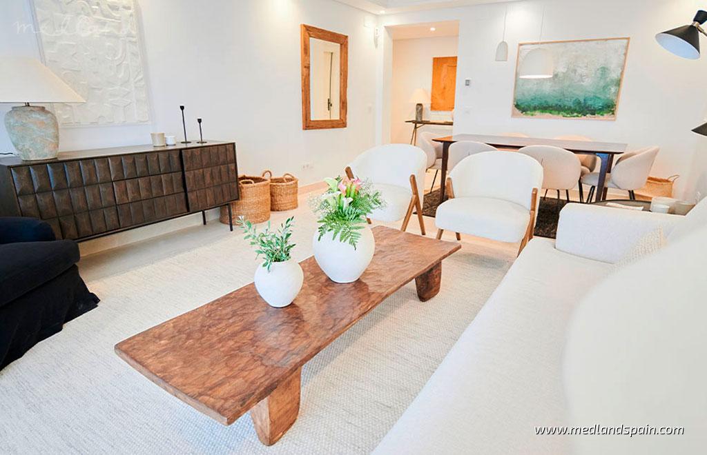 Huoneisto Nueva Andalucia, Malaga, Espanja 2 makuuhuonetta, 105 m2 No. 105077