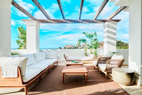 Apartment for sale Nueva Andalucia, Malaga, Spain 2 bedrooms, 102 sq.m. No. 105077 - photo 1