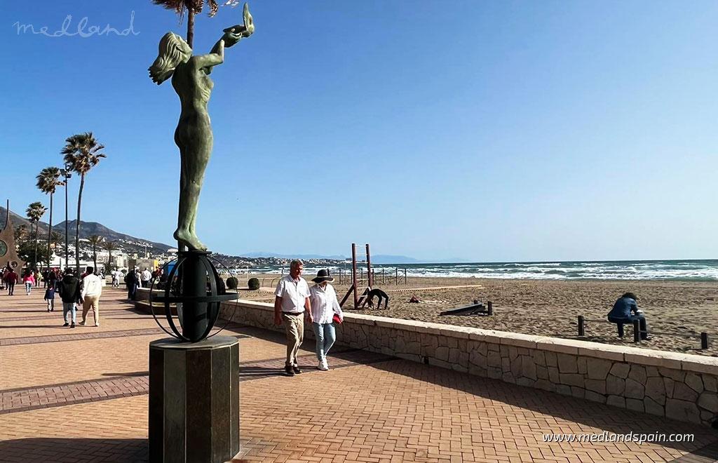 Квартира в Фуэнхирола, Малага, Испания 2 спальни, 79м2 №105068