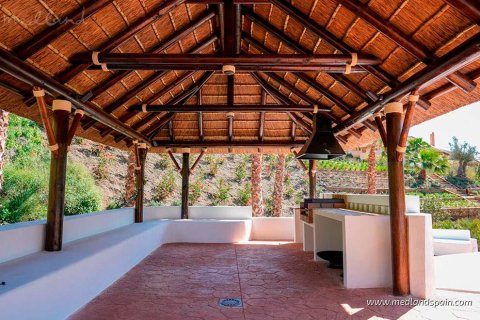 Appartamento in vendita Nueva Andalucia, Malaga, Spagna 2 camere da letto, 113 mq. N° 105075 - foto 6