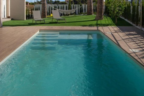 Villa for sale Dehesa De Campoamor, Alicante, Spain 4 bedrooms, 196 sq.m. No. 114780 - photo 22