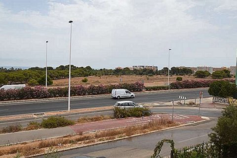 Villetta a schiera in vendita Torrevieja, Alicante, Spagna 4 camere da letto, 148 mq. N° 113904 - foto 21