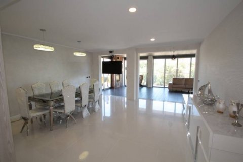 Villa en venta Dehesa De Campoamor, Alicante, España 4 dormitorios, 660 m2 No. 113906 - foto 17