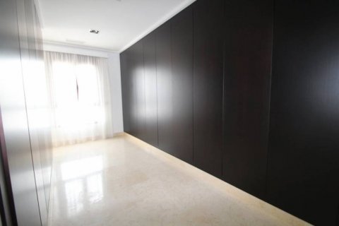 Villa for sale Cabo Roig, Alicante, Spain 5 bedrooms, 477 sq.m. No. 113905 - photo 28