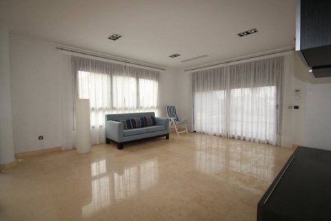 Villa for sale Cabo Roig, Alicante, Spain 5 bedrooms, 477 sq.m. No. 113905 - photo 27