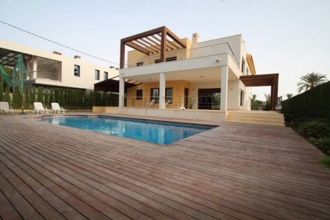 Villa for sale Cabo Roig, Alicante, Spain 5 bedrooms, 477 sq.m. No. 113905 - photo 5