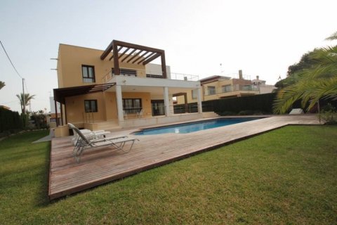 Villa for sale Cabo Roig, Alicante, Spain 5 bedrooms, 477 sq.m. No. 113905 - photo 1