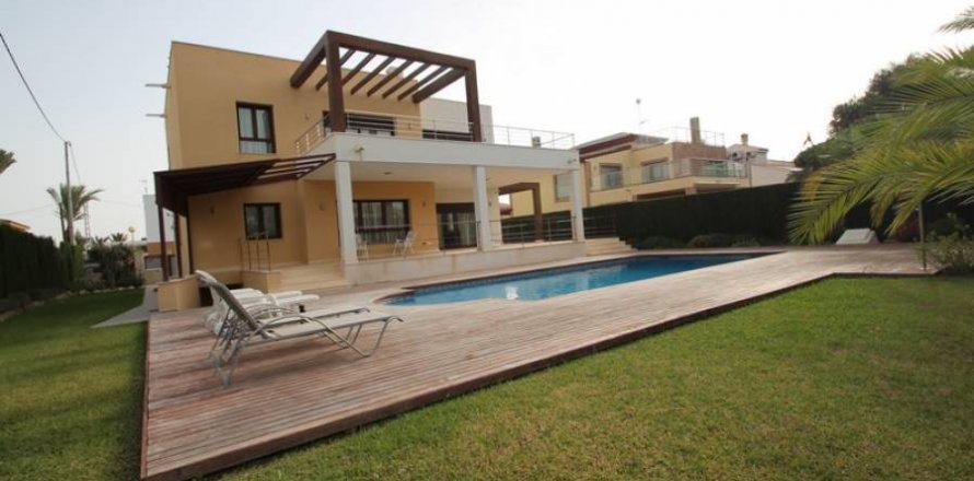 Villa Cabo Roig, Alicante, Spain 5 bedrooms, 477 sq.m. No. 113905