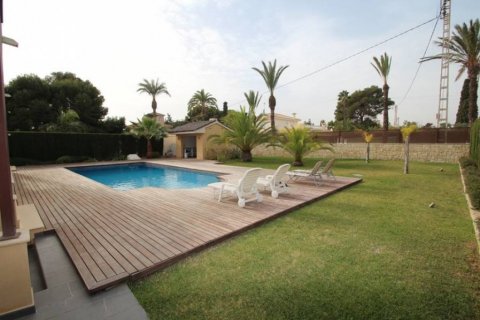 Villa for sale Cabo Roig, Alicante, Spain 5 bedrooms, 477 sq.m. No. 113905 - photo 16
