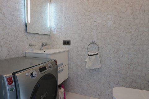 Villa for sale Torrevieja, Alicante, Spain 3 bedrooms, 162 sq.m. No. 113913 - photo 22