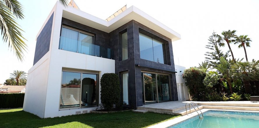Villa Torrevieja, Alicante, Spain 3 bedrooms, 162 sq.m. No. 113913