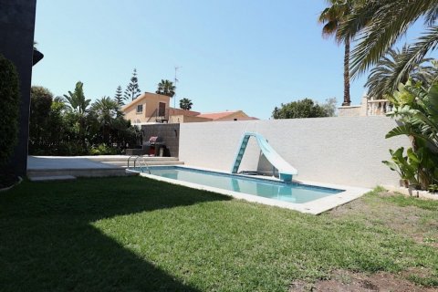 Villa for sale Torrevieja, Alicante, Spain 3 bedrooms, 162 sq.m. No. 113913 - photo 27
