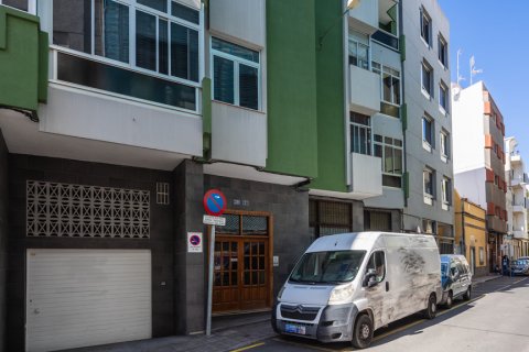 Apartment for sale Las Palmas De Gran Canaria, Gran Canaria, Spain 4 bedrooms, 136 sq.m. No. 106773 - photo 13