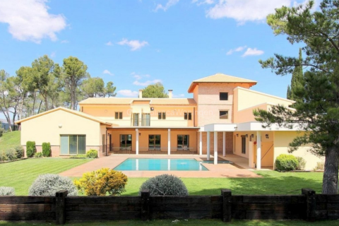 Продажа виллы Пенагуила, Аликанте, Испания 6 спален, 1586м2 №116337 - фото 1