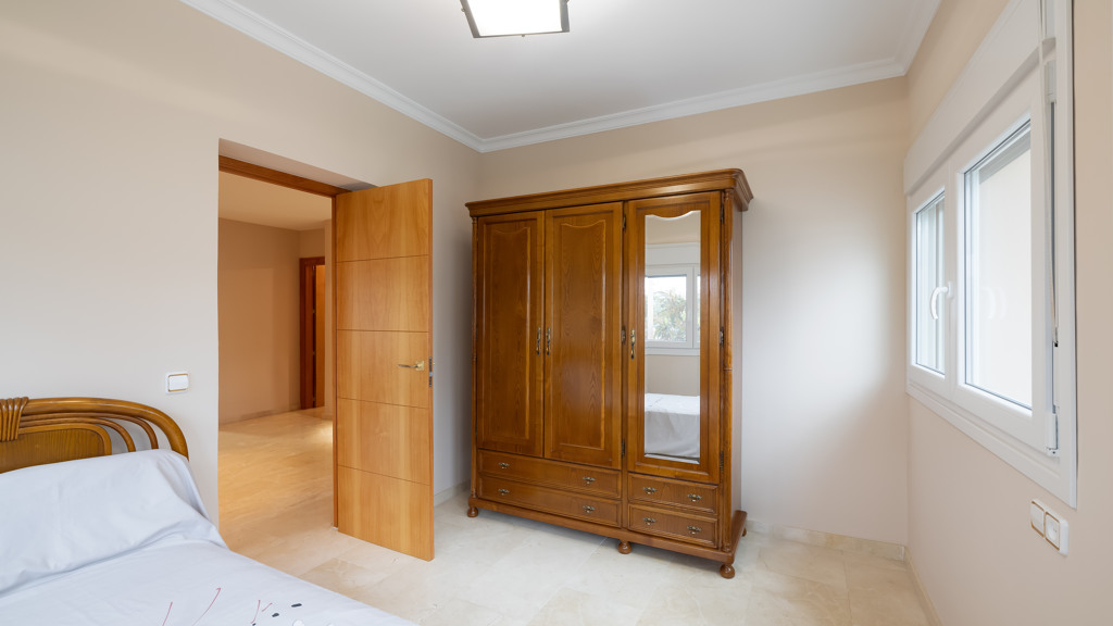 Villa a Malaga, Spagna 7 camere da letto, 407 mq. N° 107303