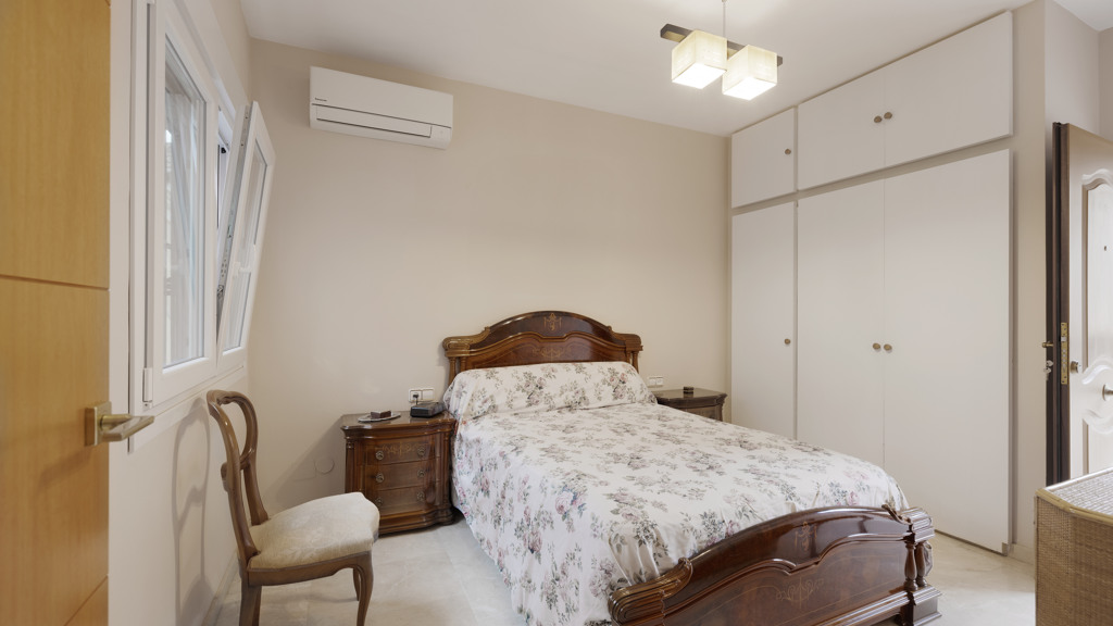 Villa a Malaga, Spagna 7 camere da letto, 407 mq. N° 107303