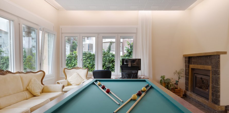Villa Malaga, Spain 7 bedrooms, 407 sq.m. No. 107303