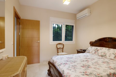Villa for sale Malaga, Spain 7 bedrooms, 407 sq.m. No. 107303 - photo 20