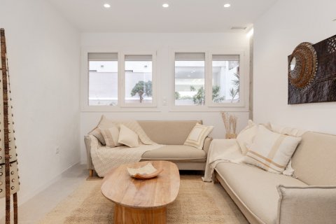 Продажа квартиры Малага, Испания 2 спальни, 102м2 №107336 - фото 3