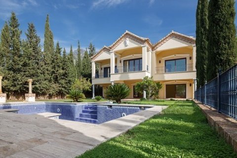 Casa in vendita Marbella, Malaga, Spagna 8 camere da letto, 877 mq. N° 23141 - foto 1