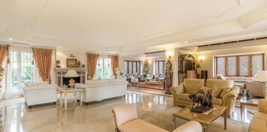 Casa Marbella, Malaga, Spagna 5 camere da letto, 960 mq. N° 23066