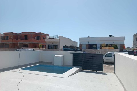 Huvila myytävänä Daya Nueva, Alicante, Espanja, 3 makuuhuonetta, 96 m2 No. 110051 - kuva 4