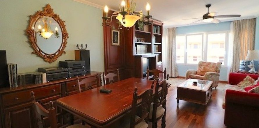 Квартира в Бенидорм, Аликанте, Испания 3 спальни, 95м2 №118939