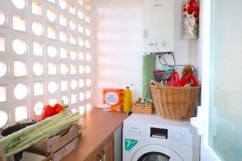 Продажа квартиры в Бенидорм, Аликанте, Испания 3 спальни, 95м2 №118939 - фото 8