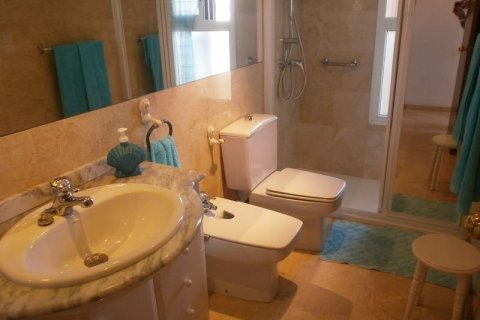 Apartament Benidorm, Alicante, Hiszpania 3 sypialnie, 150 mkw. nr 118934 – zdjęcie 11
