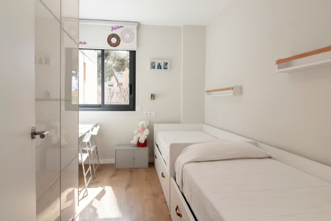 Apartment for sale Barcelona, Spain 4 bedrooms, 162 sq.m. No. 50574 - photo 25