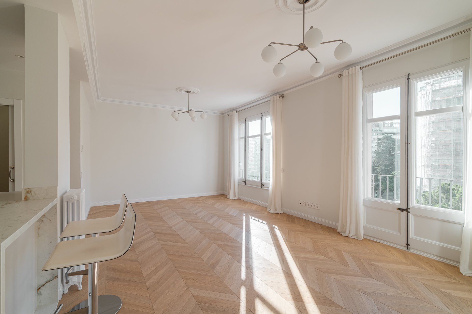 Appartamento a L'Eixample, Barcelona, Spagna 4 camere da letto, 140 mq. N° 93260