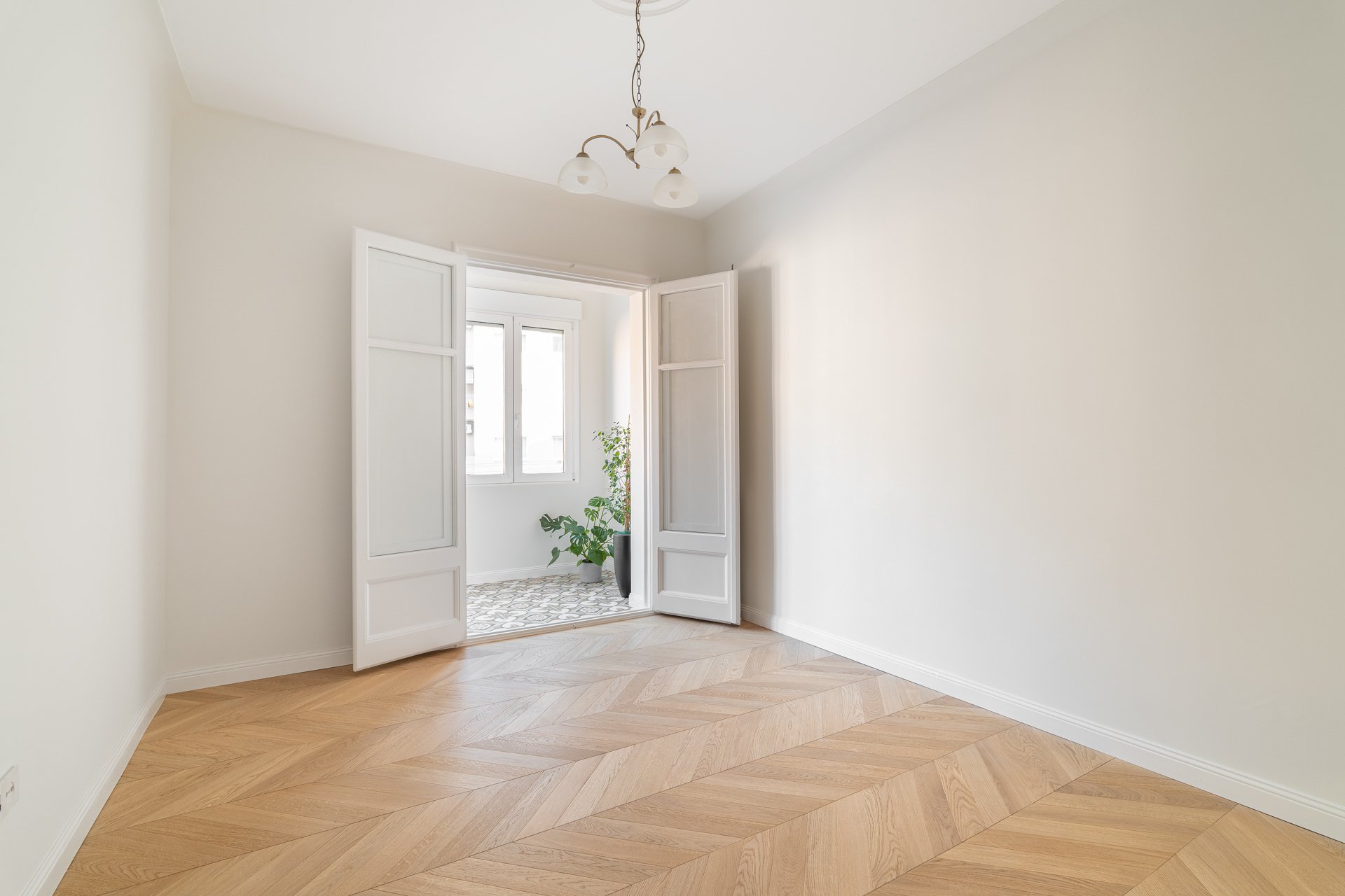 Appartamento a L'Eixample, Barcelona, Spagna 4 camere da letto, 140 mq. N° 93260