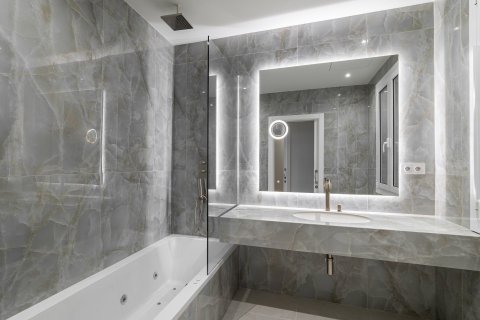 Apartament L'Eixample, Barcelona, Hiszpania 4 sypialnie, 140 mkw. nr 93260 – zdjęcie 16