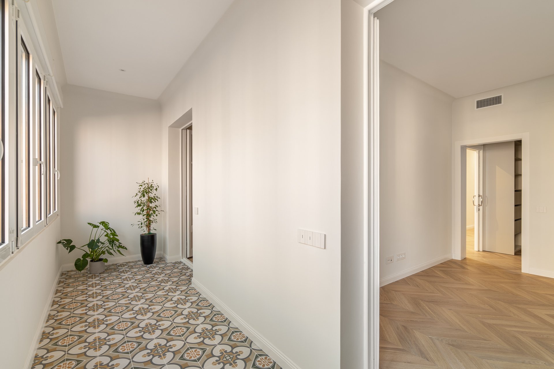 Appartamento a L'Eixample, Barcelona, Spagna 4 camere da letto, 140 mq. N° 93260
