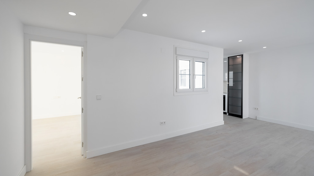 Penthouse in Cadiz, Spain 1 bedroom, 73.91 sq.m. No. 106078