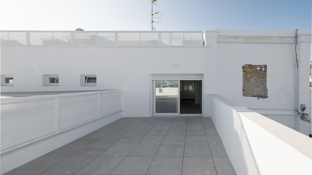 Penthouse in Cadiz, Spain 1 bedroom, 73.91 sq.m. No. 106078
