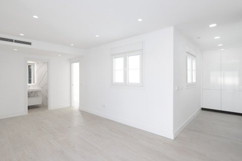 Penthouse for sale Cadiz, Spain 1 bedroom, 73.91 sq.m. No. 106078 - photo 18