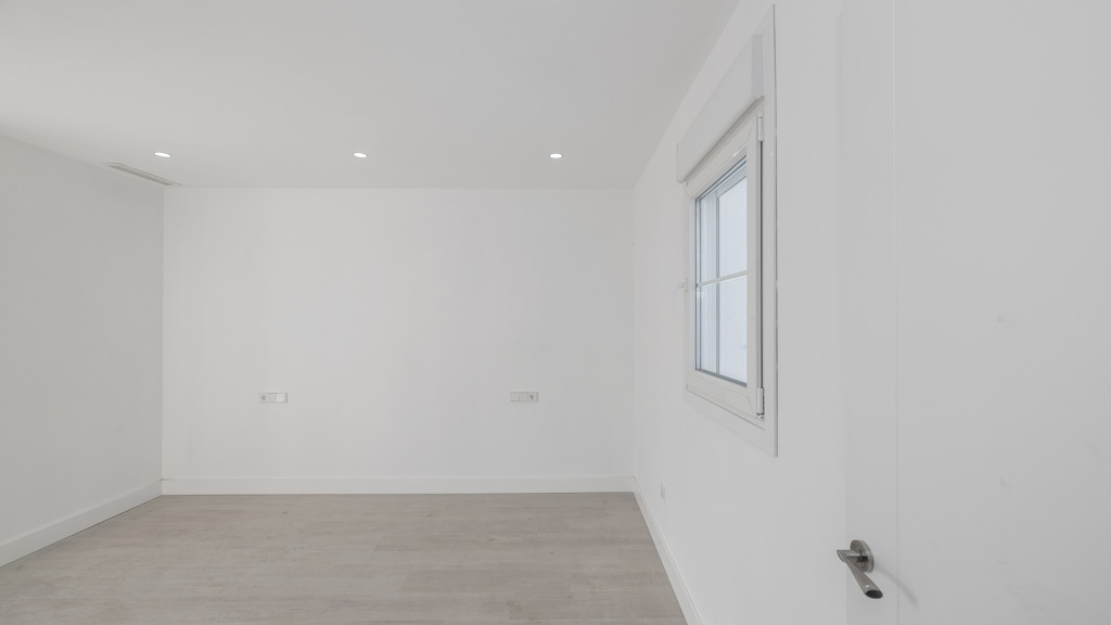 Penthouse in Cadiz, Spain 1 bedroom, 73.91 sq.m. No. 106078