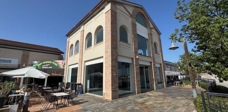 Commercial property Algorfa, Alicante, Spain 245 sq.m. No. 112938
