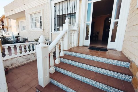 Dom w Rojales, Alicante, Hiszpania 5 sypialni, 188 mkw. nr 112943 – zdjęcie 3