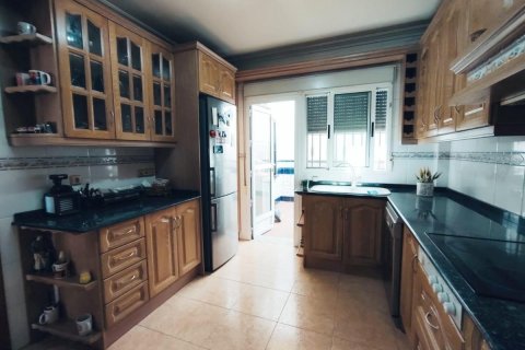 Dom w Rojales, Alicante, Hiszpania 5 sypialni, 188 mkw. nr 112943 – zdjęcie 15