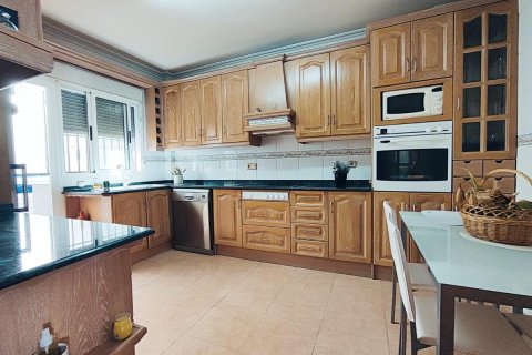 Dom w Rojales, Alicante, Hiszpania 5 sypialni, 188 mkw. nr 112943 – zdjęcie 17