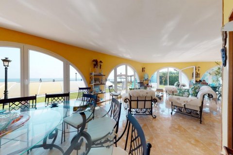 Продажа виллы Торревьеха, Аликанте, Испания 8 спален, 480м2 №112934 - фото 14
