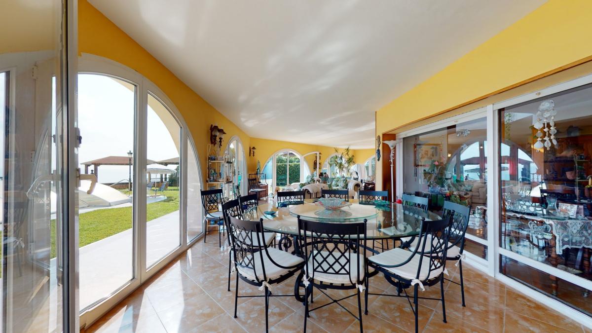 Villa Alicante, Spānijā 8 istabas, 480 m2 Nr. 112934