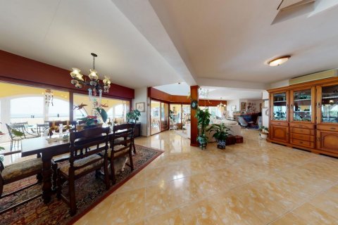 Продажа виллы Торревьеха, Аликанте, Испания 8 спален, 480м2 №112934 - фото 12